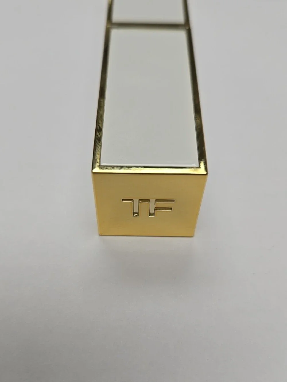 NWT!!! Tom Ford Red Lipstick in Gold - Shade Ile D'Amour